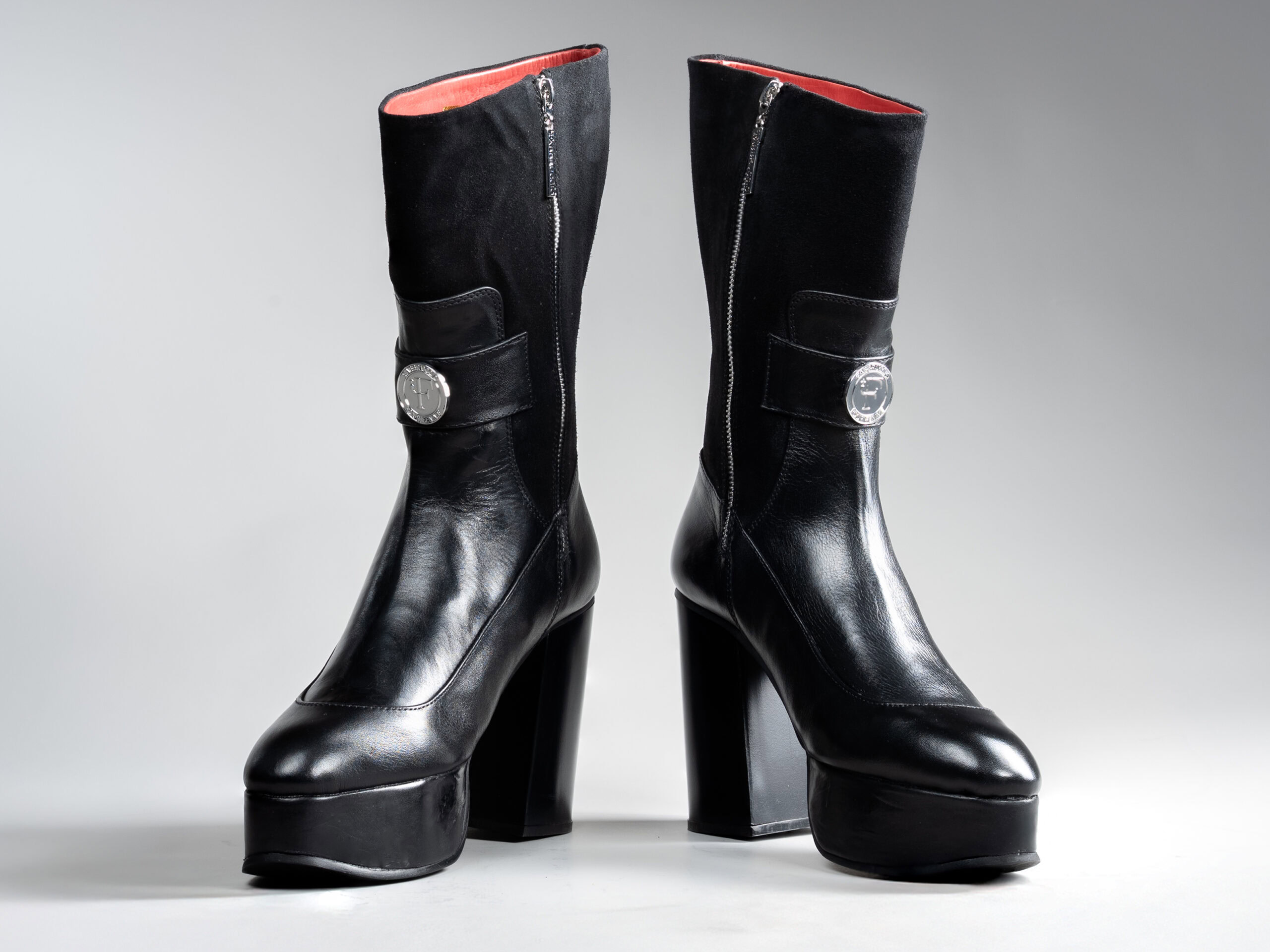 Valentina - Black - Image 3